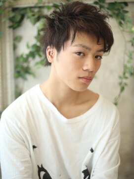 と和×美髪クリニック 巣鴨店 少年ぽさを残しつつ、落ち着きを与えた今旬パーマヘアー 巣鴨店