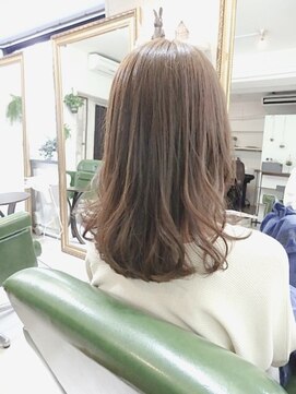 シェルタ(scelta) マットベージュ