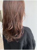 ほんのりピンクベージュ