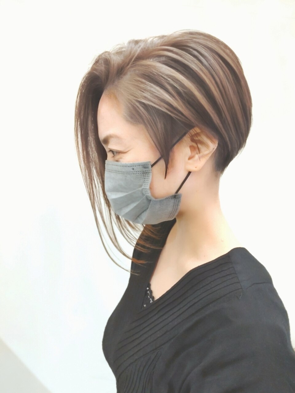 アシンメトリーショートウィッグ❤️黒髪メッシュショート✨ アシンメトリーショートウィッグ❤️黒髪メッシュショート