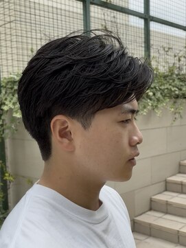 メンズ センターパート 毛流れパーマ メンズパーマ