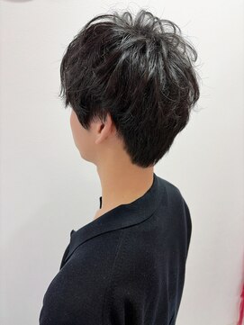 アミカ(Amica) 韓国風ヘアセット/センターパート/髪質改善/10代20代