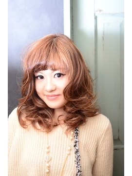 ヘアーアンドメイク ラブストラック(Hair&Make LOVESTRUCK) ３Dピンクベージュ