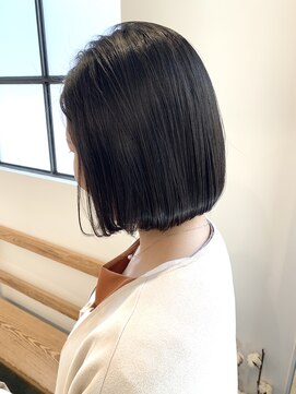 ステイシー(stay she) 束感際立つ♪乾かしてキマるボブ