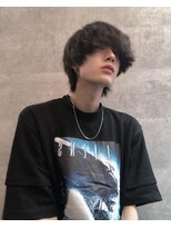 シン(syn) 前髪長め 前下がりマッシュウルフ