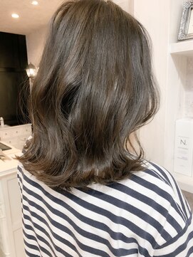 キャアリー(Caary) 福山市ヘアカラー人気caary透明感切りっぱなし外ハネグレージュ