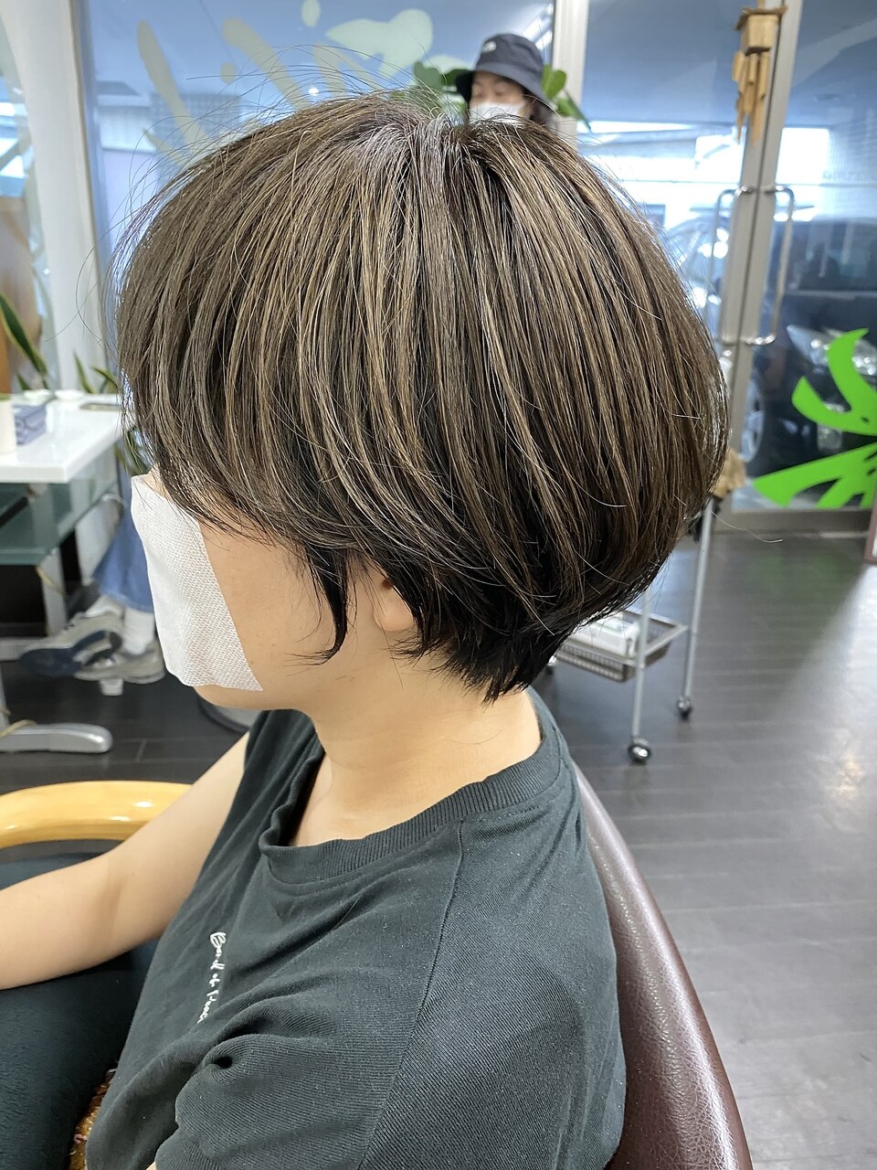 ショートヘア(似合わせカットカット)×アッシュブラウン：L127917533