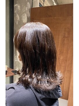 リエア(Re:EA) 外ハネミディ ヘッドスパ 髪質改善 カラー