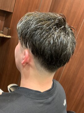 ヒロギンザ 池袋東口店(HIRO GINZA) ツーブロックフェード