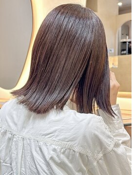 ヒビヲ(HIBIO) ショートボブハイライトカラーミルクティーベージュダブルカラー