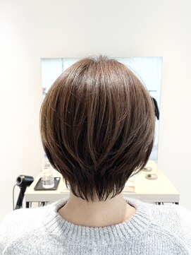 ストフ(stof) 大人ショートボブ/丸みショートボブ/ショートレイヤー