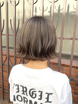 ユニ 江坂(Uni.) 切りっぱなしボブエアリーロング美髪ピンクブラウン