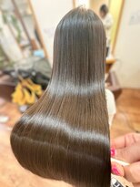 フリージア(freesia)&nbsp;艶髪ロング/髪質改善トリートメント/30代40代50代