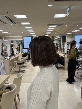 ケンジ 平塚ラスカ店(KENJE) ベージュカラー