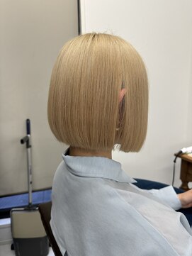 ハピネス 梅田茶屋町店(HAPPINESS) 韓国カラー　ダブルカラー　抜きっぱなし　ブロンズ