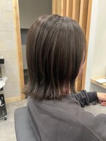 リノアバイフェリア(LINO’A by felia)&nbsp;チラッと見えるワンポイントインナーカラー◎10代20代30代40代