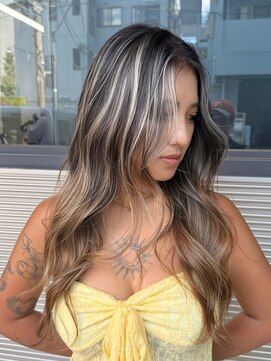 トゥイン 八王子(TWIN) ハイライトデザインカラーフェイスフレーミング暗めカラー八王子