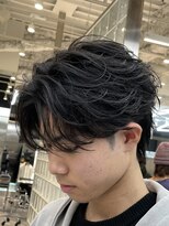 フィフスパーク(fifth PARK) 渋谷フェザーパーマfifthセンターパートメンズパーマ毛流れ色気