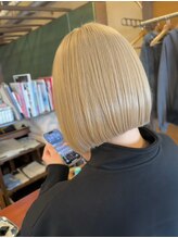 ヘアーサロン ミル(hair salon MiL)&nbsp;坂戸/鶴ヶ島/ケアブリーチで作るハイトーン切りっぱなしボブ