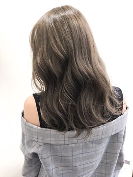 レガロヘアアトリエ(REGALO hair atelier) アッシュオリーブ/スモーキーベージュ【水戸/赤塚】