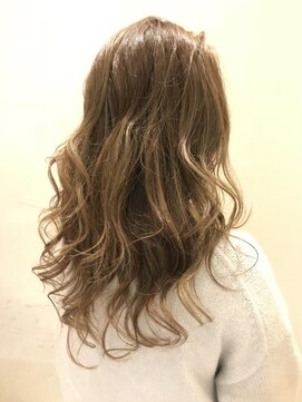 モードケイズ 尼崎店(MODE K's) ベージュカラー