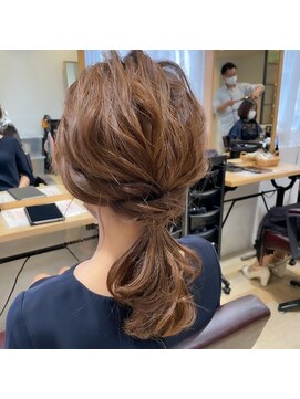 リソ 銀座(RISO) ゆるふわポニーテール