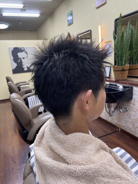 ヘアーカンパニーズ セイヤ バーバーイズマイライフ(sey,ya) メンズカット