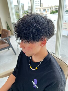 ミオ(Mio) 滋賀、南草津、メンズ美容室、波巻きツイストスパイラルパーマ