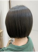 切りっぱなしボブ/ブルーブラック/福原遼華