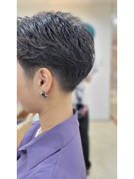 e.m.a プレミアムビューティーサロン 栄駅店(e.m.a PREMIUM BEAUTY SALON) サッパリ刈り上げスタイル