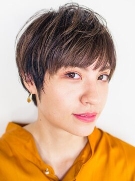 ピズム(PISM) 小顔ラウンドマッシュショート/ミルクチョコレート/斜めバング