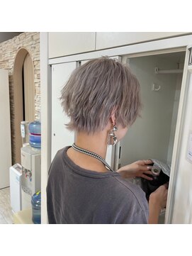 キーン 渋沢(KEEN.) ホワイトシルバー