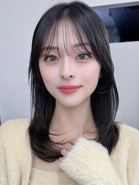 ロシェ 横浜店(loche) 黒髪×小顔毛先ワンカール×レイヤーロング [横浜駅]