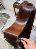 "自然な艶髪"髪質改善トリートメント