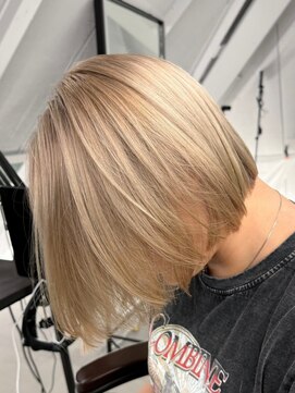 ロイス 渋谷(ROIS) ボブルフ/ネビージュ/小顔/ワンレン/スモーキーアッシュ[渋谷駅]