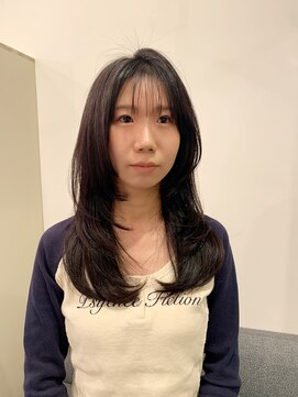 エフィールリアモ(afeel riamo) 小顔似合わせレイヤーカット