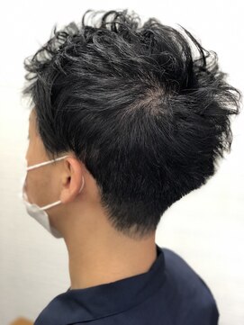 アトリエナガノ(atelier nagano) ツーブロック/メンズパーマ/センターパート/ニュアンスパーマ