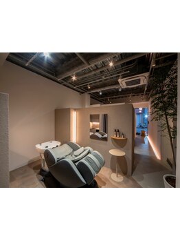 【堀江】当店だからできる"髪質改善"で、極限まで傷みを補修、洗練された空間で施術します。