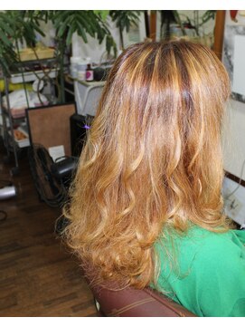 イシハラ(Ishihara) ロングボブ