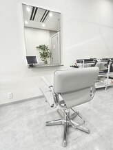 完全プライベート空間での施術【茨木市/ショートカット/髪質改善/白髪ぼかし】