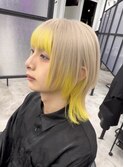 ホワイトベージュ × イエロー