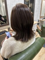 ヘアーデザイン アトリエ ミウ(HAIR DESIGN ATELIER MIU) ミディアムレイヤー、オリーブブラウンカラー