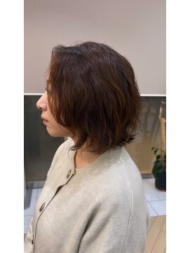 ユニ バイ マグ 長野店(Uni.by Mag) レイヤーショート◎20代30代小顔効果外ハネスタイル