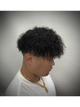 男髪製作所 すぎもとの写真/【働くメンズにおすすめ】仕事もプライベートもカッコよく!再現性の高いON/OFF決まるカットで忙しい朝も◎