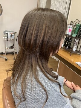 ビューティーサロン CYC ウルフカット