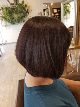 ウィービーパセリ atre川越店(WE BE PARSLEY) 前下がりボブ(スタイリスト西田)