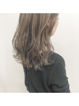 ガーランドウメダ(Garland umeda) リラックスウェーブ_セミロング_000261