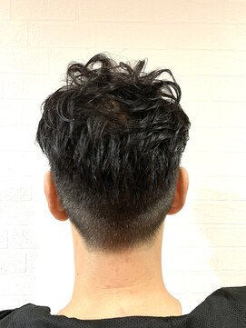 えほん美容室 メンズ★ナチュラルパーマ