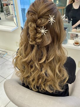 ヘアメイク マリア 福岡天神西通り(hair make MARIA) マリノハーフアップ2