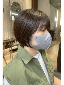 トイロ 自由が丘(Toiro) 伸ばし途中でも可愛いショートボブ